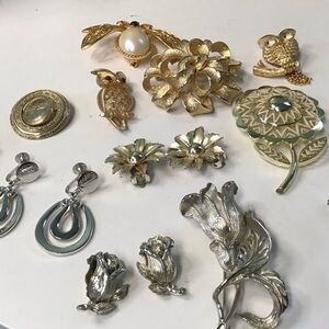 Lisner, Coro & Avon Lot